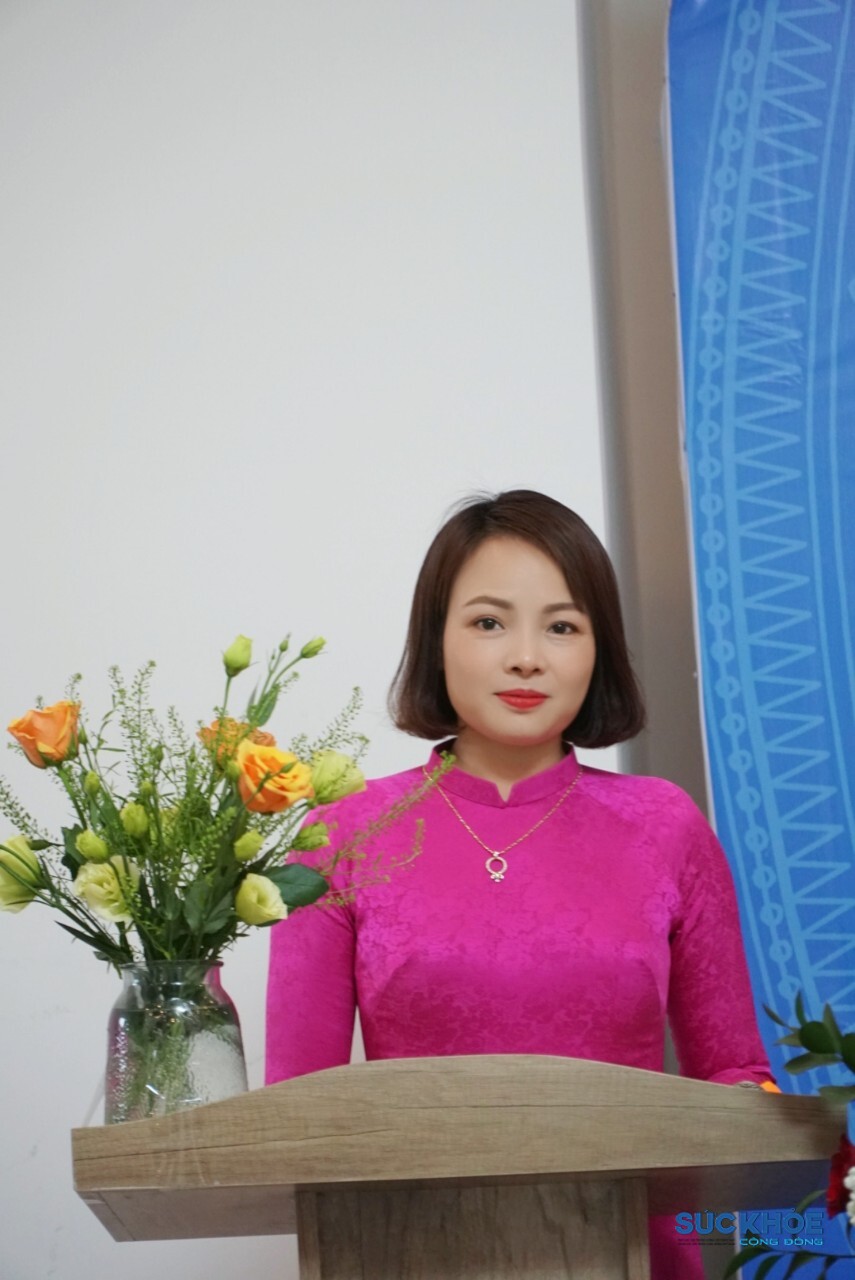 c D chi hoi nha bao