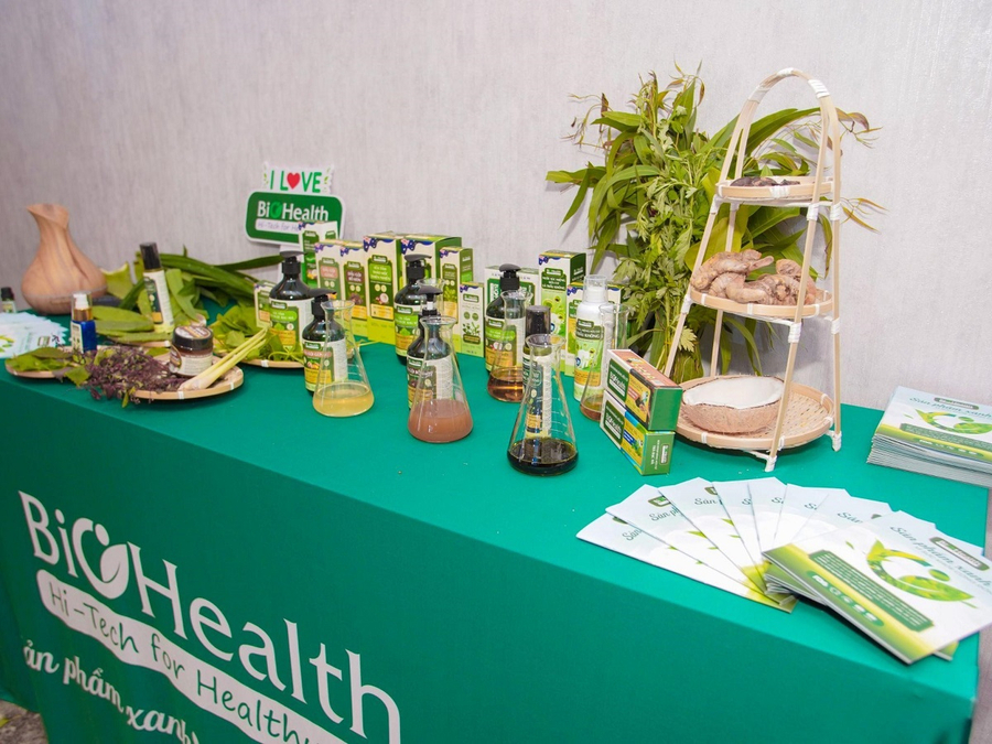 Bộ sản phẩm chăm sóc cá nhân dược liệu hữu cơ thiên nhiên BioHealth