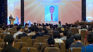 BS.CKII Trần Ngọc Hải - Giám đốc Bệnh viện Từ Dũ phát biểu tại hội nghị