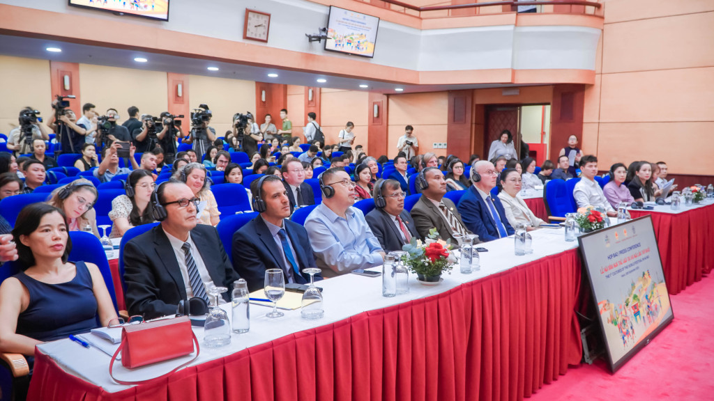 Sự kiện thu hút sự quan tâm đặc biệt của cộng đồng ngoại giao, giới chuyên gia văn hóa cũng như các cơ quan truyền thông trong và ngoài nước.