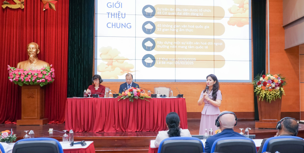 Cục trưởng Cục Hợp tác quốc tế Nguyễn Phương Hòa đã cung cấp thông tin chi tiết về các chương trình trọng điểm của lễ hội