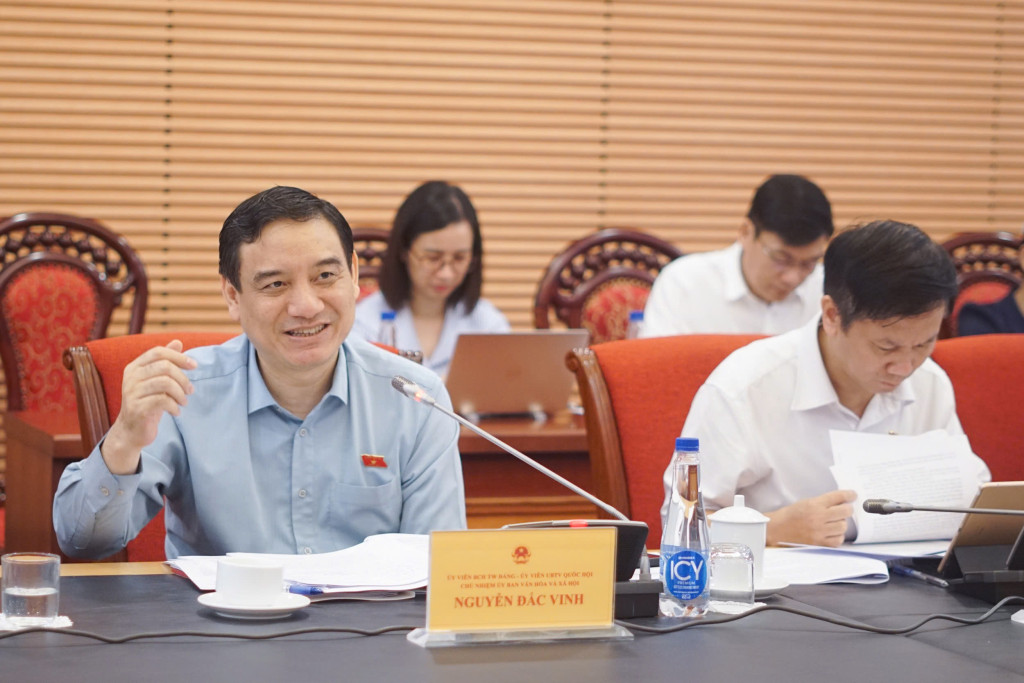 Chủ nhiệm Ủy ban Văn hóa và Xã hội của Quốc hội Nguyễn Đắc Vinh