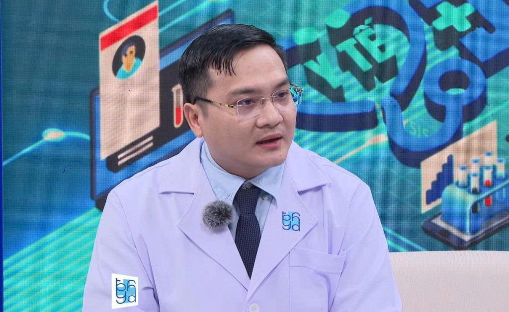 TS. Bác sĩ Lê Viết Thắng, Trưởng Đơn nguyên Điều trị đau Khoa Ngoại Thần kinh, Bệnh viên Đại học Y Dược TP. Hồ Chí Minh (Ảnh chụp màn hình)