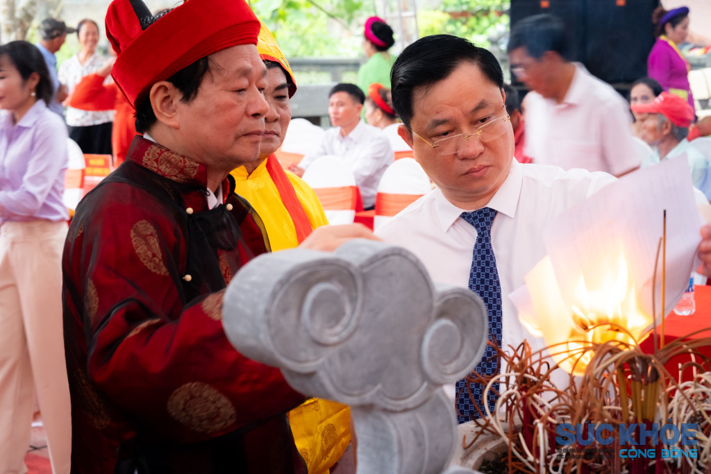 Nghi thức hóa sớ văn tế