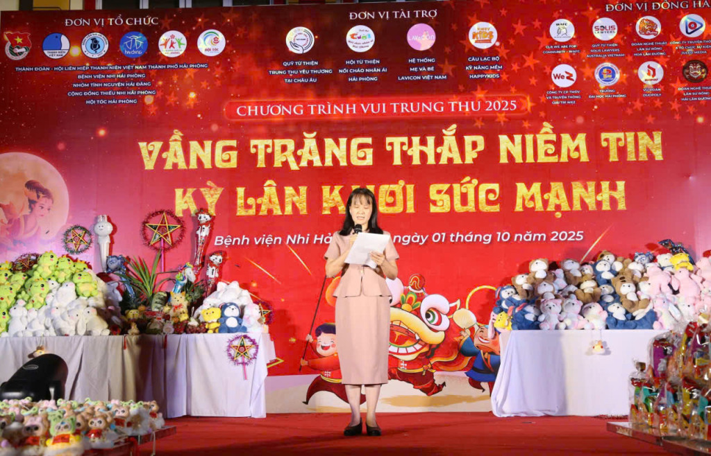 Bác sĩ CKII Trần Thị Ngọc Hòa – Phó Giám đốc Bệnh viện Nhi Hải Phòng phát biểu tại chương trình(Ảnh - BVCC)