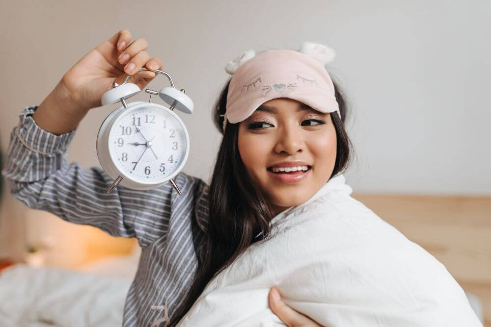 Tập thói quen ngủ đúng giờ (Ảnh minh họa)
