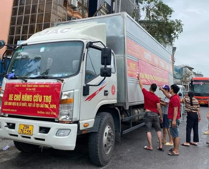 Cục Đường Bộ vừa có vừa có văn bản đề nghị các nhà đầu tư BOT, đơn vị quản lý thu phí và các khu quản lý đường bộ miễn phí dịch vụ sử dụng đường bộ cho các phương tiện vận chuyển hàng cứu trợ