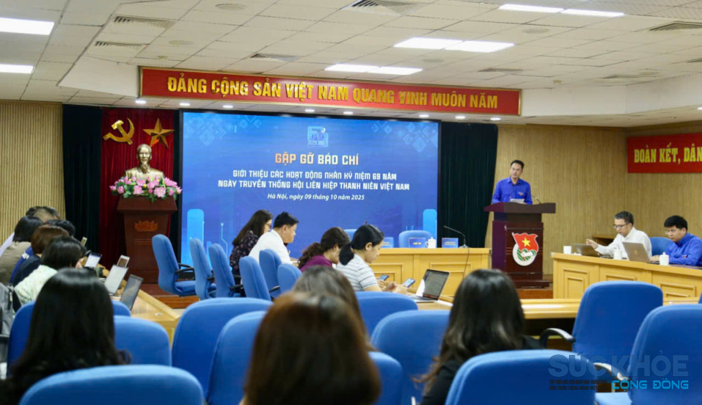 Quang cảnh buổi họp báo