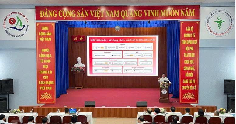 Toàn cảnh hội thảo ứng dụng công nghệ số vào các cơ sở y tế Khánh Hòa (Ảnh: PV)