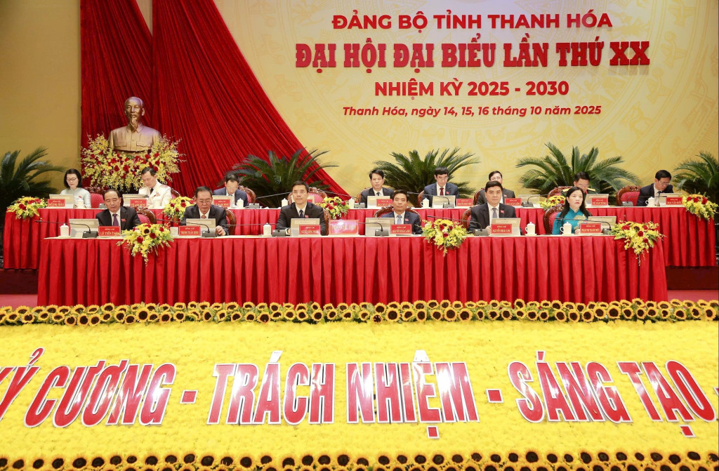 Đoàn Chủ tịch điều hành phiên trù bị