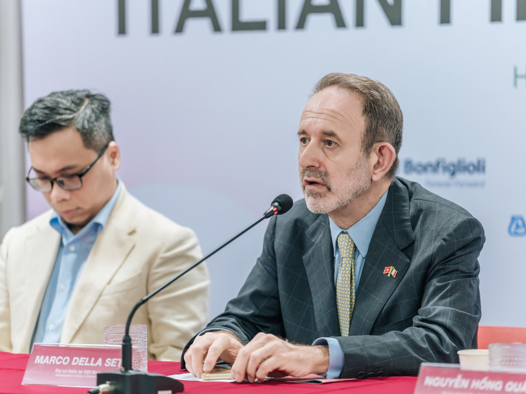 Ông Marco Della Seta – Đại sứ Cộng hoà Italia tại Việt Nam chia sẻ tại buổi họp báo 