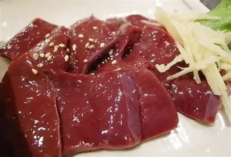 Gan lợn nếu chế biến đúng cách sẽ giữ nguyên được giá trị dinh dưỡng (Ảnh minh họa)