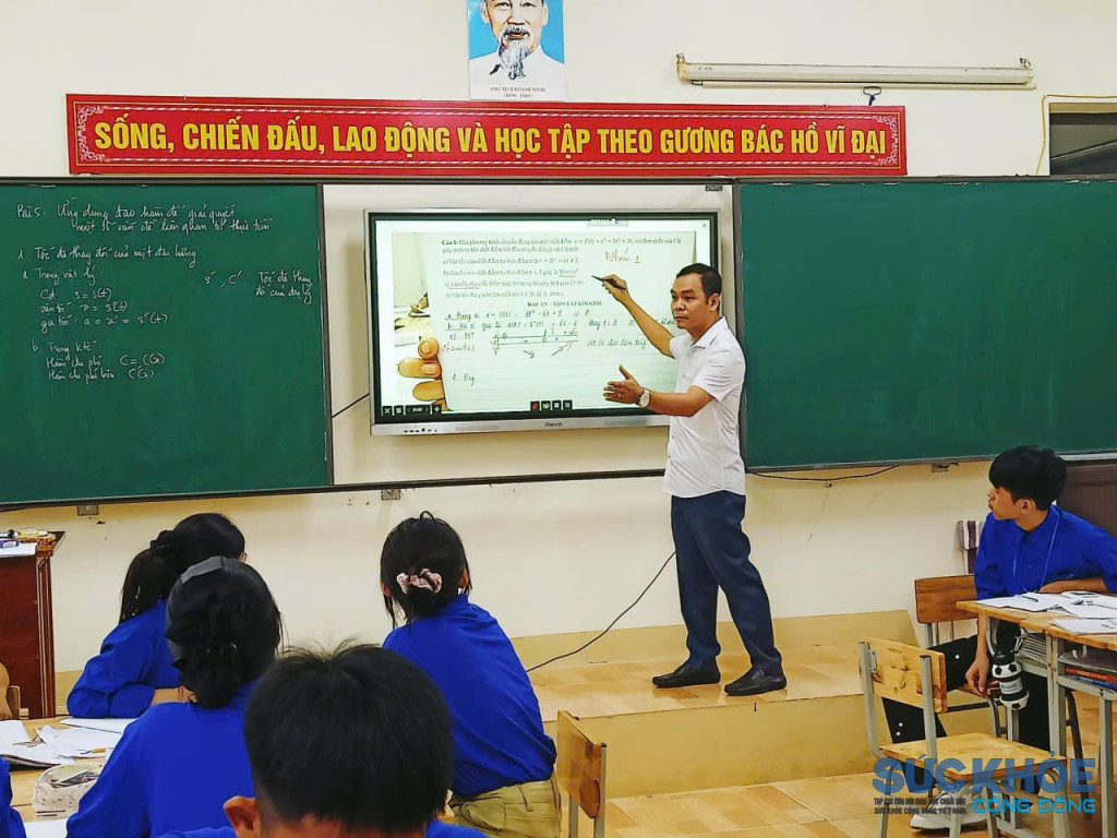 Tiết dạy minh họa do thầy giáo Hà Việt Hoà – giáo viên môn Toán – trực tiếp thực hiện