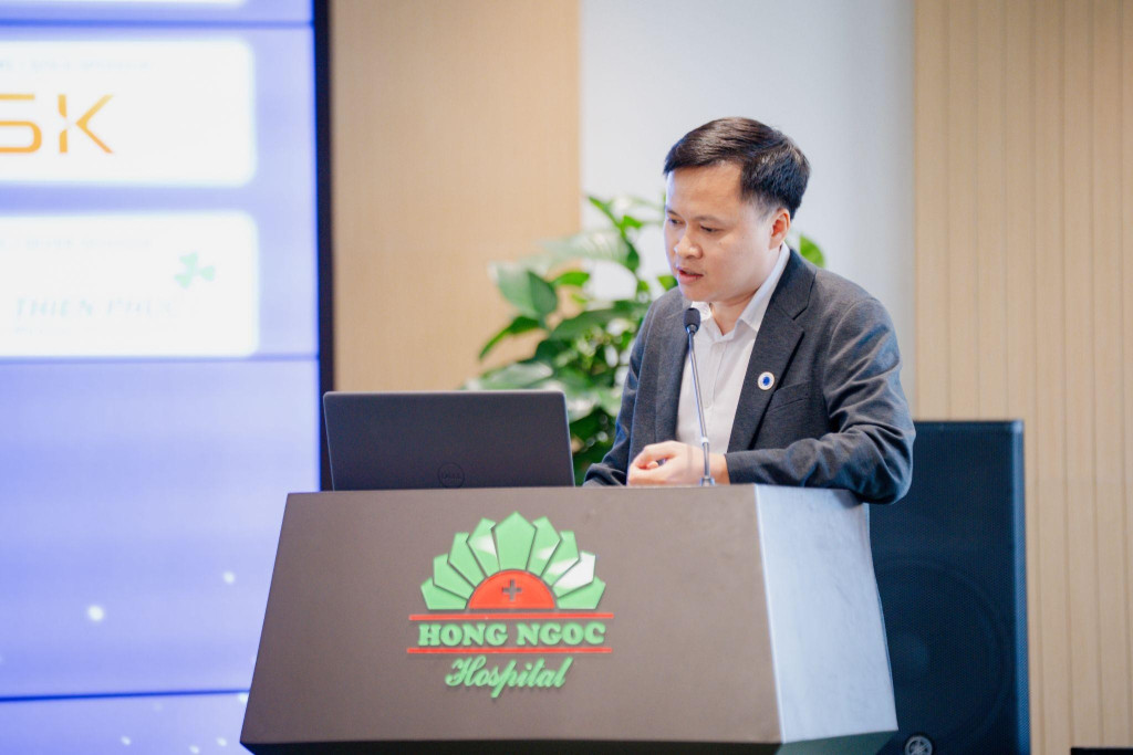 ThS.BSNT. Nguyễn Xuân Quang - Trưởng Khoa TMH và PT Đầu cổ, Hồng Ngọc tại Hội nghị 