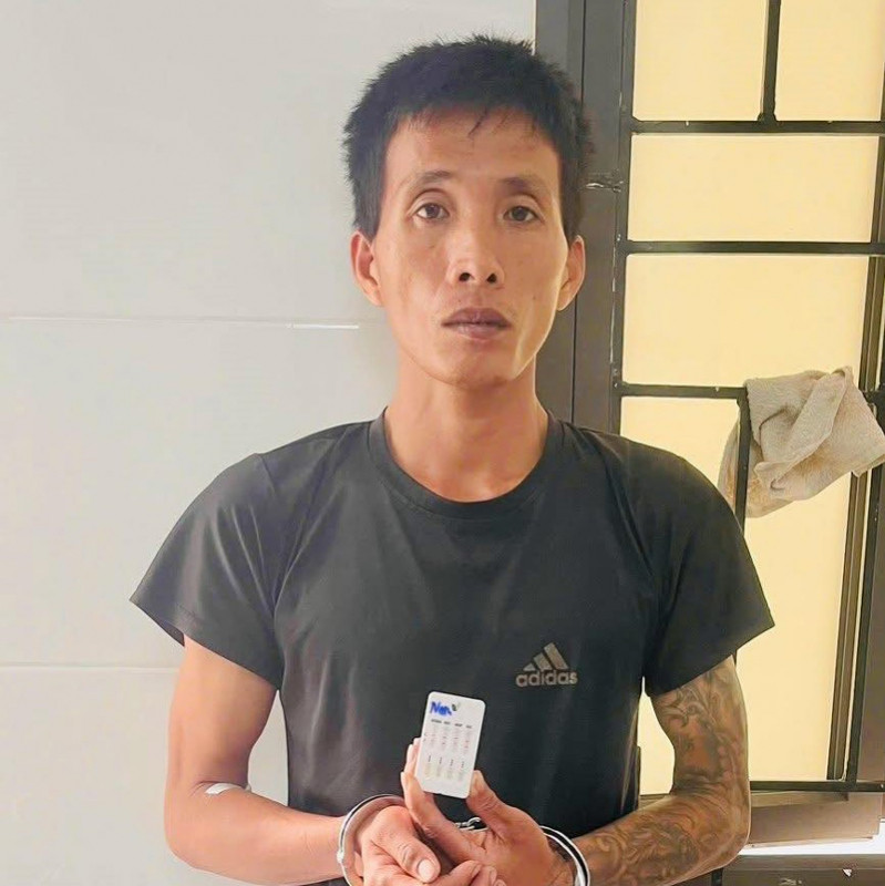 Cha dượng Nguyễn Văn Nam bị bắt khẩn cấp vì bạo hành con riêng của vợ