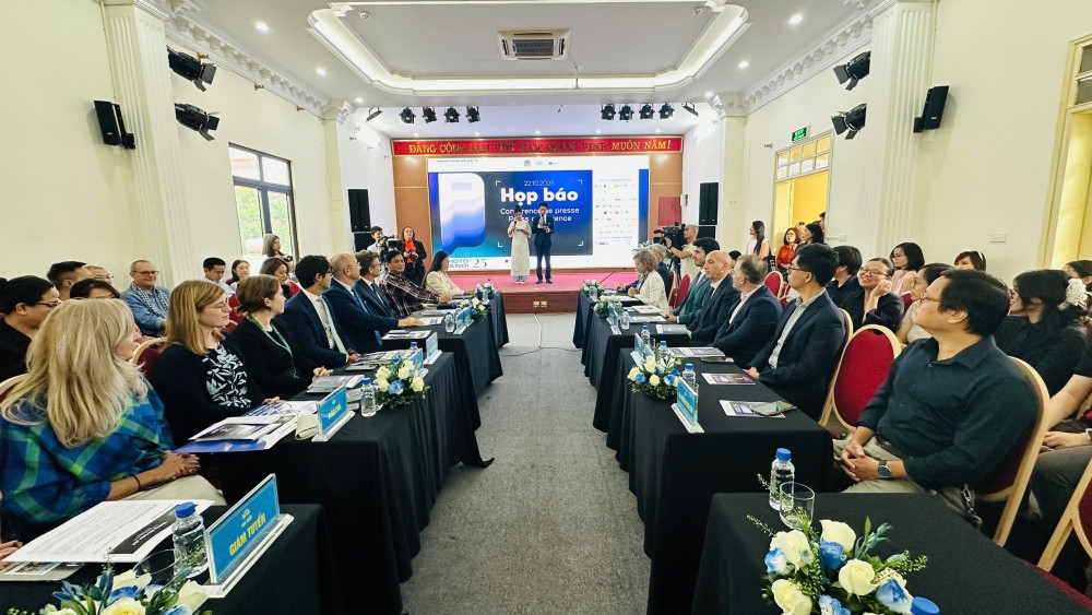 Quang cảnh buổi 