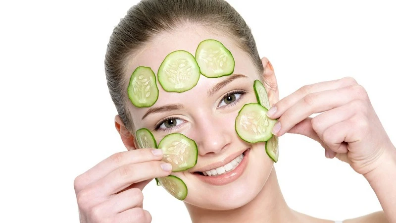 Cấp ẩm bằng các nguyên liệu tự nhiên, lành tính (Ảnh minh họa)