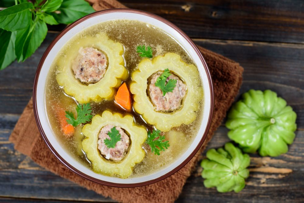 Khổ qua thường xuất hiện rất nhiều trong các bài thuốc dân gian với tác dụng thanh nhiệt (Ảnh minh họa)
