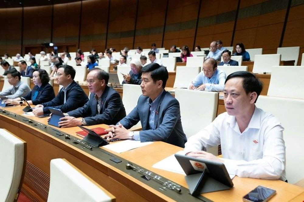 Các Đại biểu tham dự phiên họp