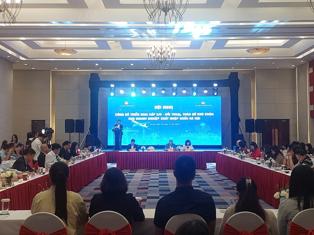 Quang cảnh hội nghị 