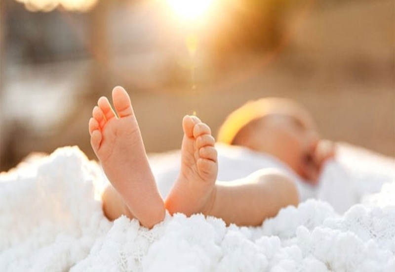Ánh nắng mặt trời giúp cơ thể tổng hợp Vitamin D tự nhiên (Ảnh minh họa)