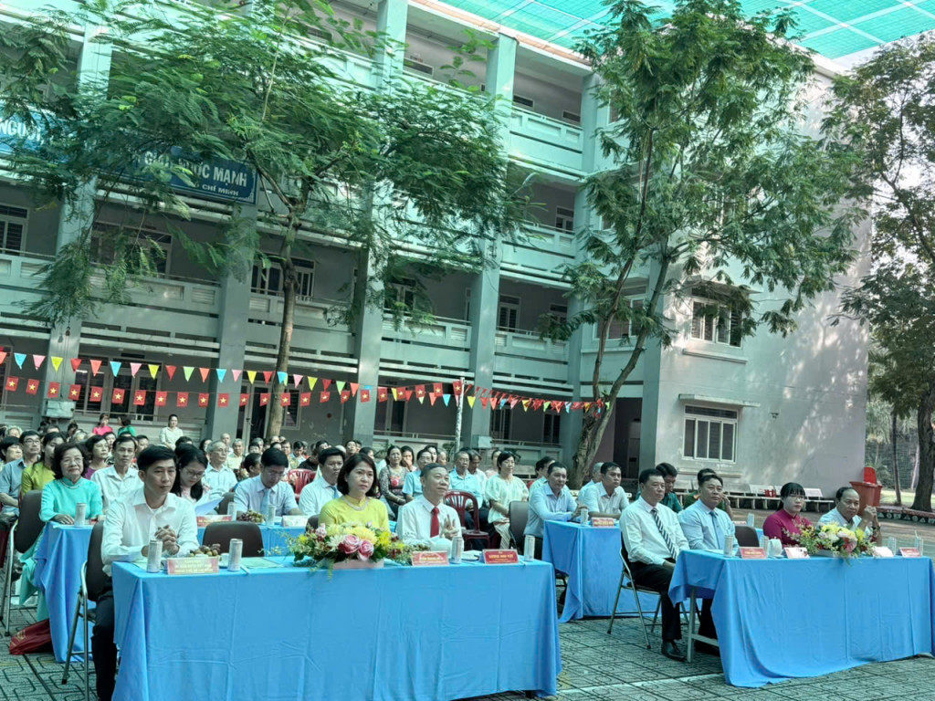 Quang cảnh buỏi lễ