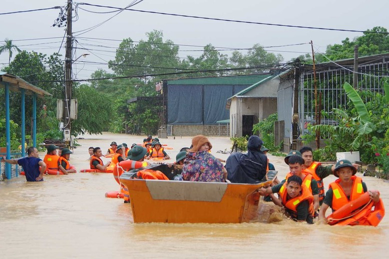 Cứu hộ nhân dân vùng lũ lụt ( Ảnh minh họa)