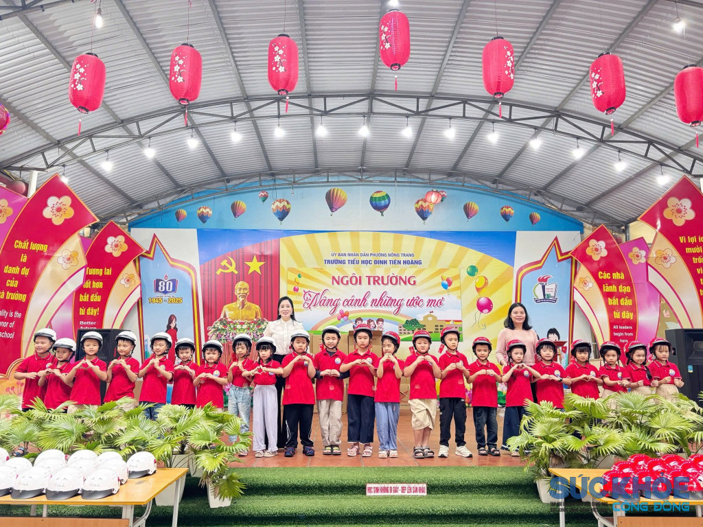 Học sinh được bảo vệ an toàn khi tham gia giao thông 