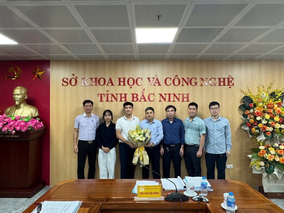 Nhóm nghiên cứu đề tài