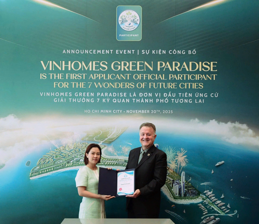 Sức hút từ viên ngọc quý Vinhomes Green Paradise đã thúc đẩy New7Wonders tới tận nơi trao chứng nhận ứng viên “7 Kỳ quan Đô thị Tương lai” đầu tiên – điều chưa từng có tiền lệ trước đây