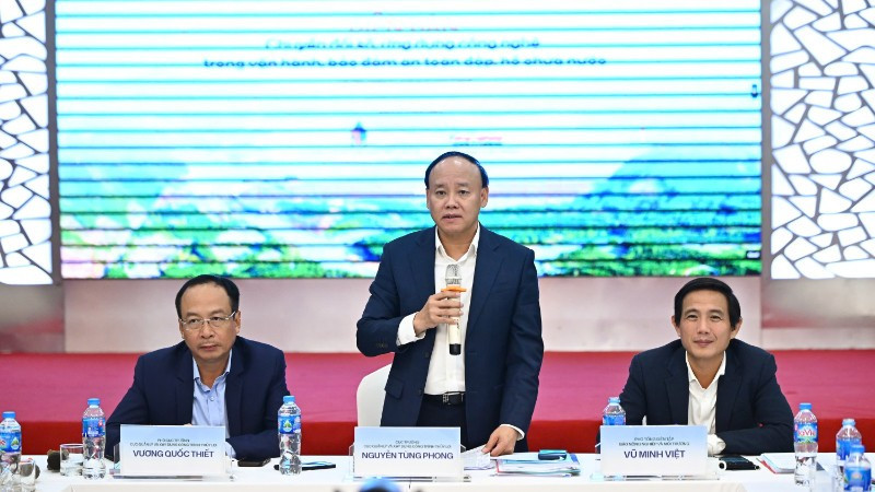 Diễn đàn