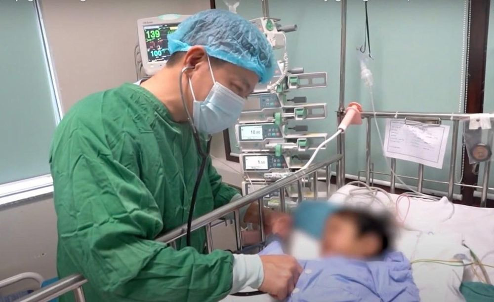 Sau ghép gan sức khỏe của bé gái đang dần hồi phục (Ảnh: BVCC)