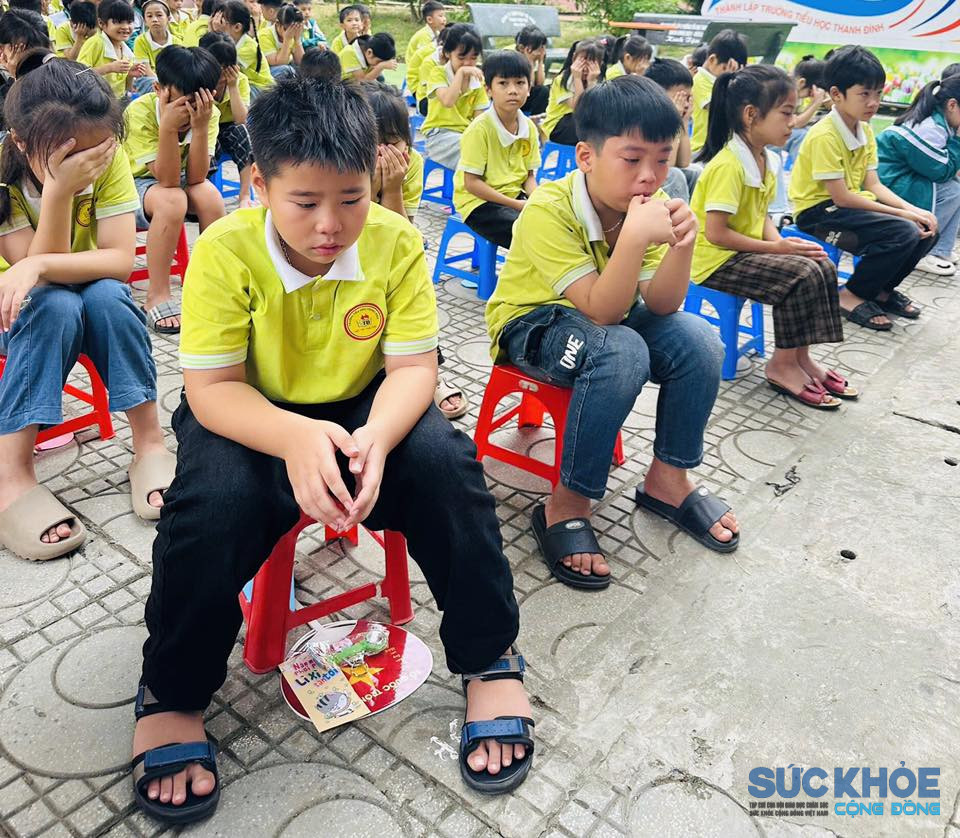 Cảm xúc của các em được biểu lộ ngày tại buổi ngoại khóa( ảnh: Tư liêu)