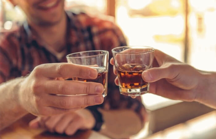 Nên giải rượu đúng cách để tránh (Ảnh minh họa)