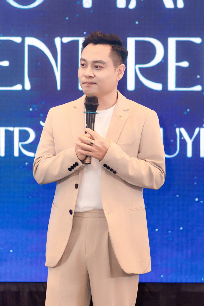 Trưởng Ban tổ chức Hoa Hậu Trăng Khuyết - Nguyễn Đình Phúc
