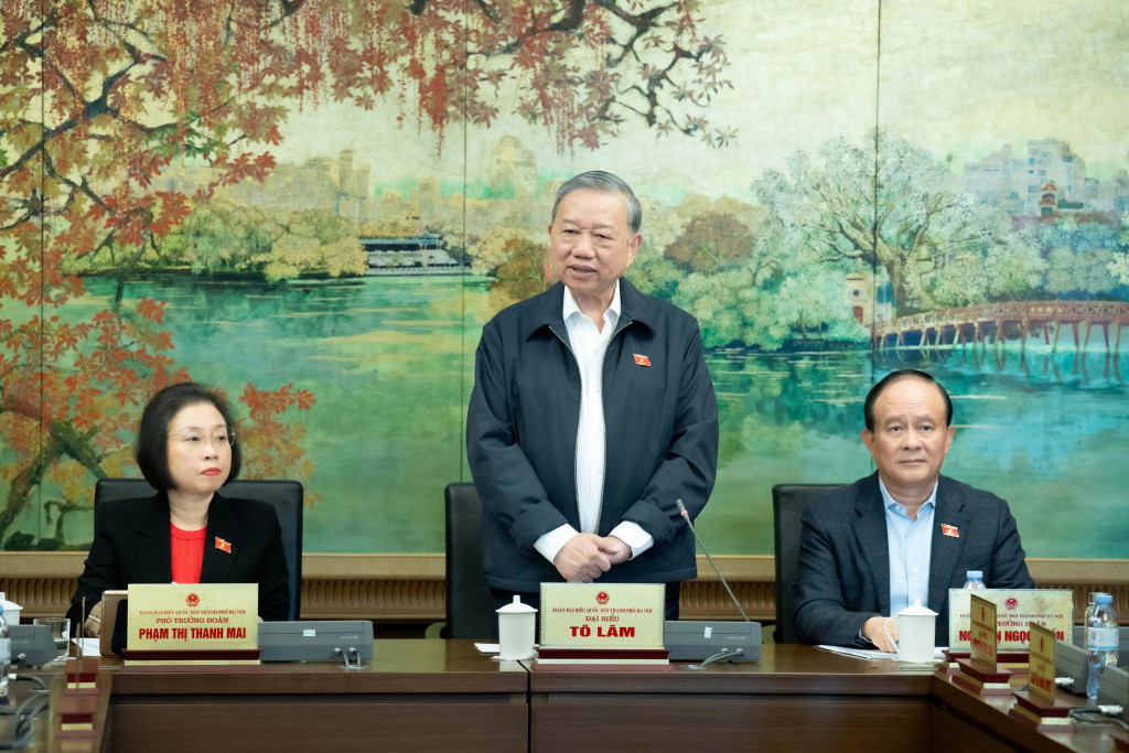Tổng Bí thư Tô Lâm phát biểu tại Tổ 1 - Đoàn Đại biểu Quốc hội thành phố Hà Nội sáng 25/11 (Ảnh: Quochoi.vn)