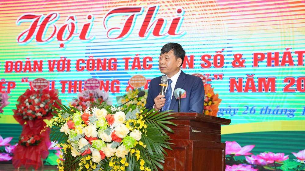 Ông Phan Kim Trọng, Giám đốc Trung tâm Y tế khu vực Bình Xuyên phát biểu tại hội thi