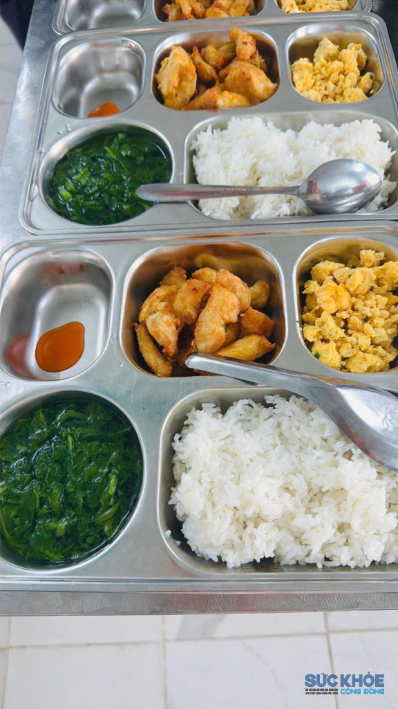 Xuất cơm có đầy đủ chất dinh dưỡng( ảnh Đình Thơm)