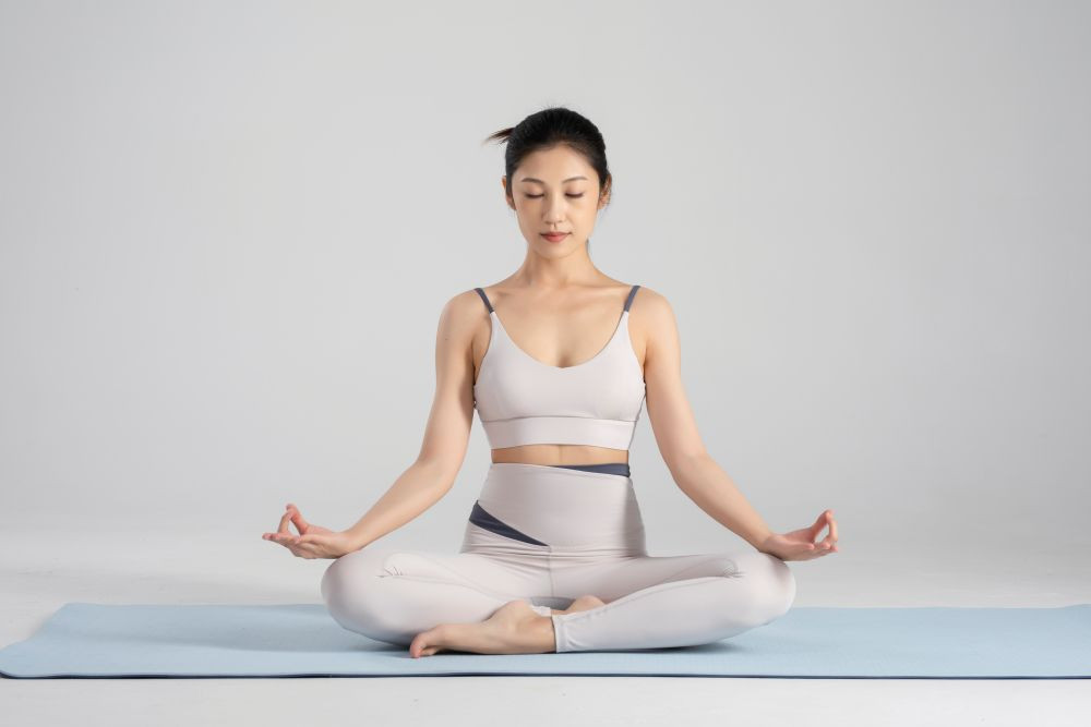 Luyện tập hít thở để cải thiện năng lượng trong ngày (Ảnh minh họa)
