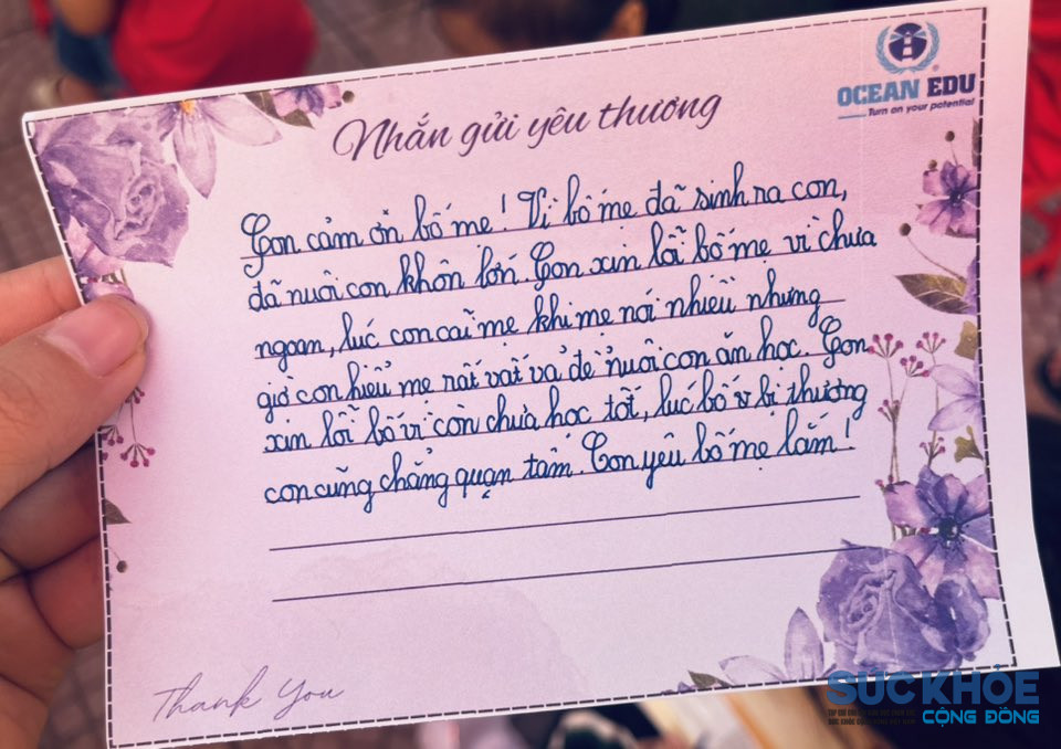 Tình cảm chia sẻ của trò qua nhắn gửi yêu thương( ảnh ĐT) 