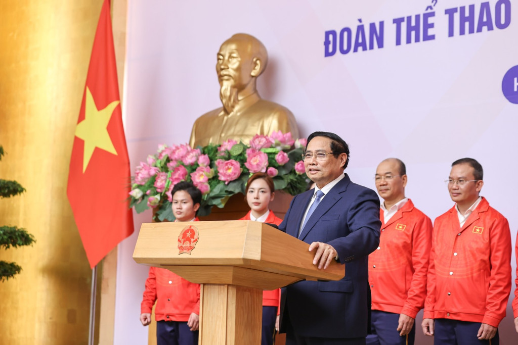 Thủ tướng Phạm Minh Chính phát biểu tại lễ xuất quân của Đoàn Thể thao Việt Nam tham dự SEA Games 33 (Ảnh: VPCP)