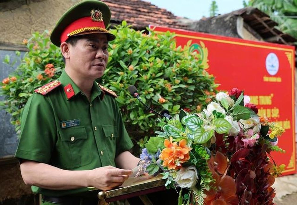 Đại tá Nguyễn Bá Thành, Phó Giám đốc Công an tỉnh, phát lệnh triển khai “Chiến dịch Quang Trung” 