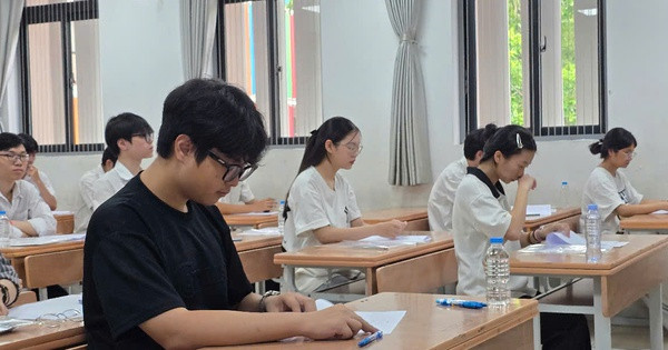 Từ năm 2026, nhiều trường đại học trong cả nước sẽ dừng bỏ xét tuyển học bạ (Ảnh minh hoạ internet)