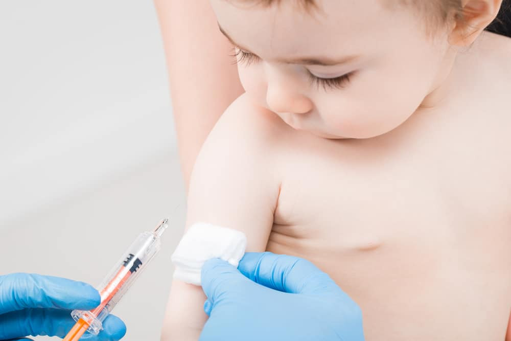 Tiêm vaccine phòng cúm hằng năm là biện pháp hiệu quả nhất để phòng bệnh (Ảnh minh họa)