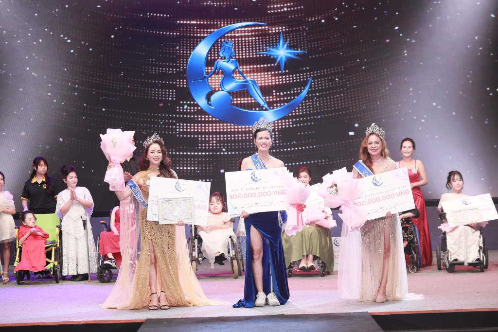 Top 3 chung cuộc (Ảnh: Ban tổ chức)