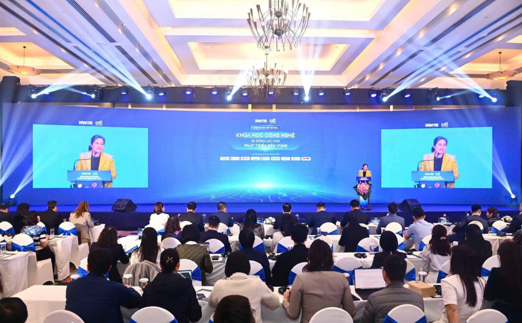 Quang cảnh diễn đàn (Ảnh: BTC)