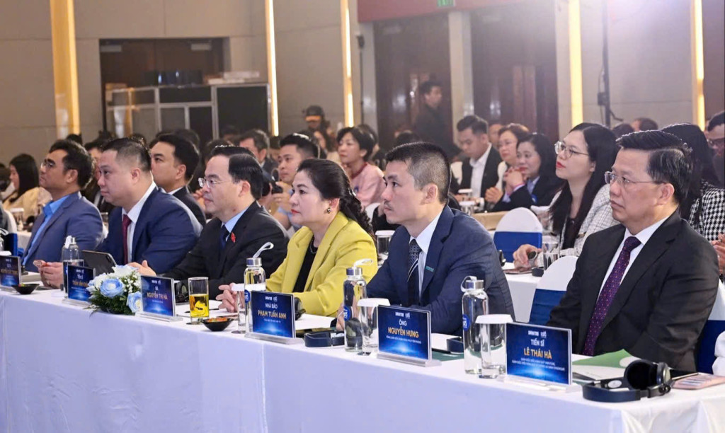 Các đại biểu tham dự diễn đàn (Ảnh: BTC)