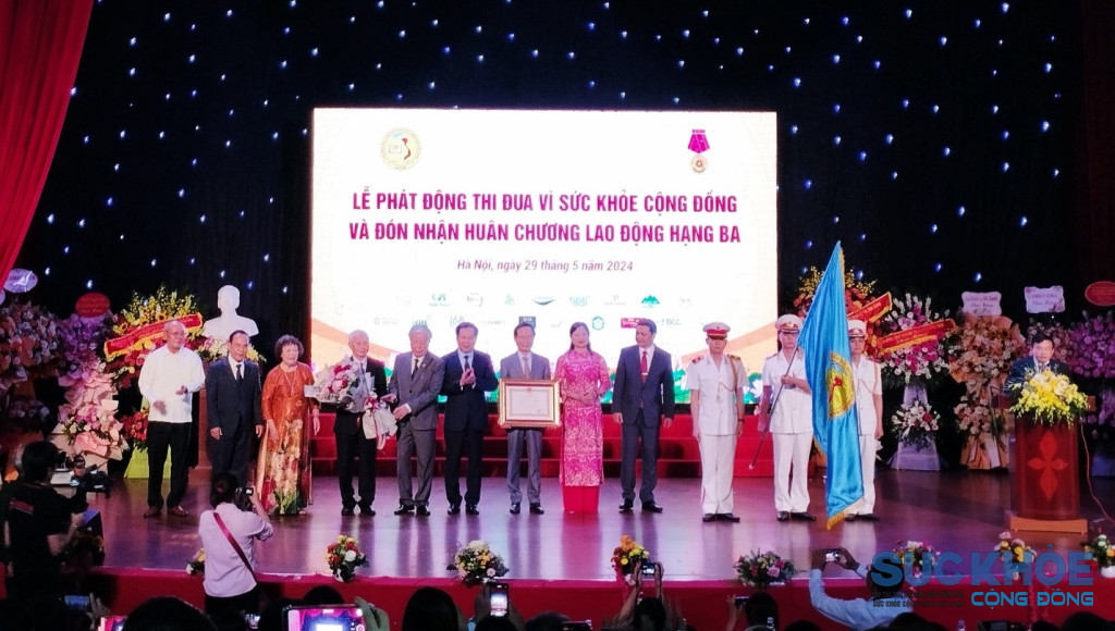 Trung ương Hội GDCSSKCĐ Việt Nam đón nhận Huân chương Lao động hạng Ba trong tháng 5/2024 (Ảnh tư liệu)