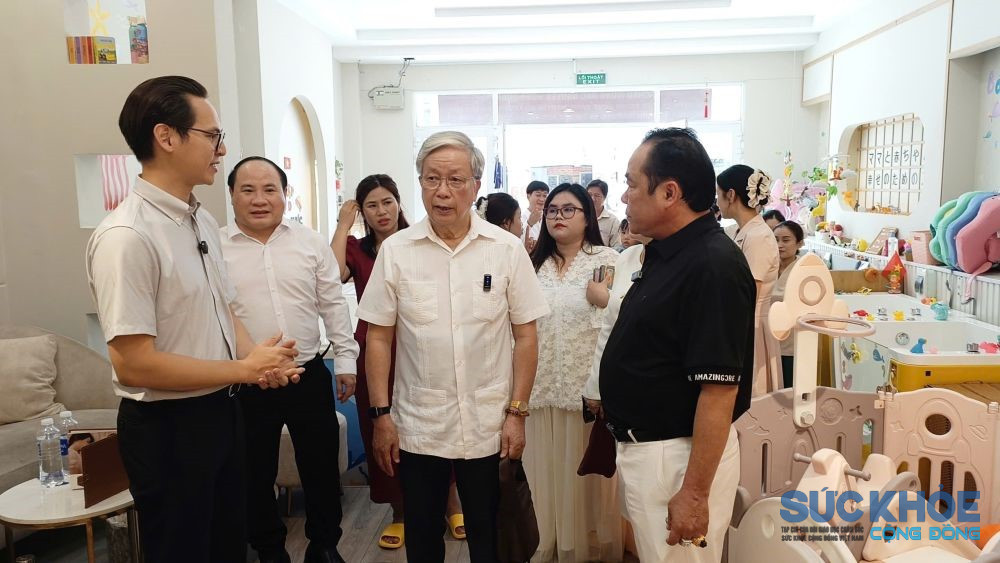 Chủ tịch Nguyễn Hồng Quân thăm Trung tâm chăm sóc trước và sau sinh tại Bình Dương (tháng 5/2025)