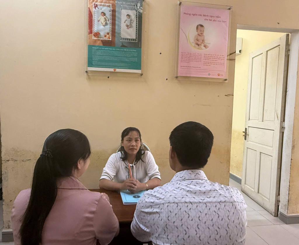 Ngành Y tế sẽ triển khai các chính sách khuyến khích các cặp vợ chồng sinh đủ hai con (Ảnh: VGP/HM)